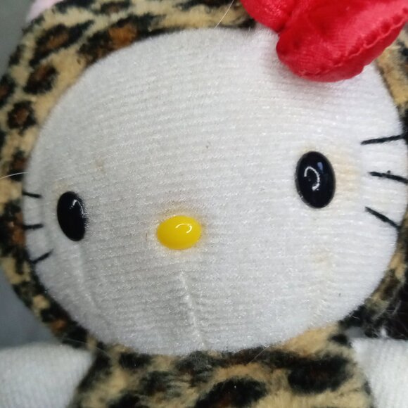 💮2/$60💮 Vintage Hello Kitty Sanrio Smiles Leopard Costume 1999 - Picture 3 of 4